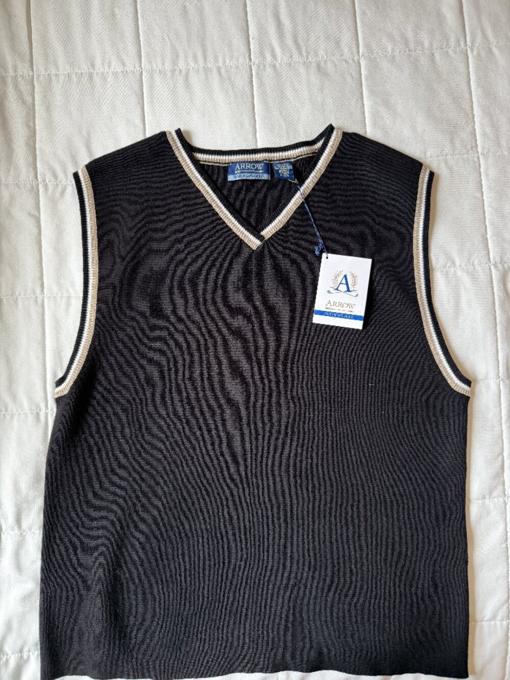 Arrow America's Golf Sweater Vest Black Tan Stripe NWT Size XL